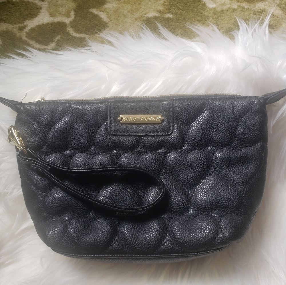 Betsey Johnson Small Black Hearts Purse Ha…